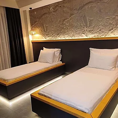 Surga Alacati Otel *